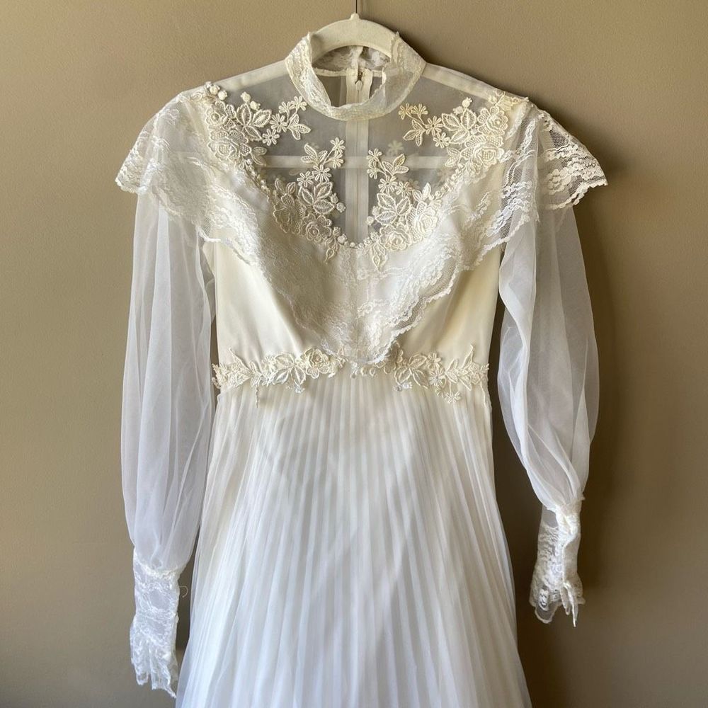 Vintage 60s 70s Gunne Sax esque Victorian Style Pleated Skirt Wedding Dress - SZ - Picture 4 of 9